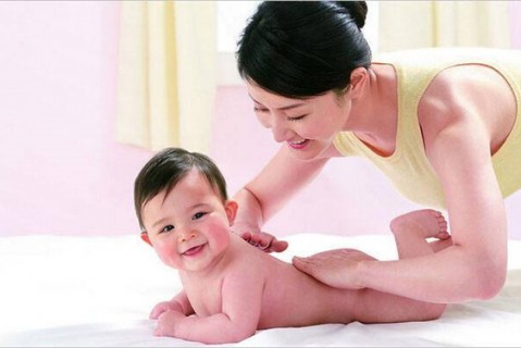 天津代生宝宝长牙了就断奶了吗 喂奶的六大误区妈妈千万要避开